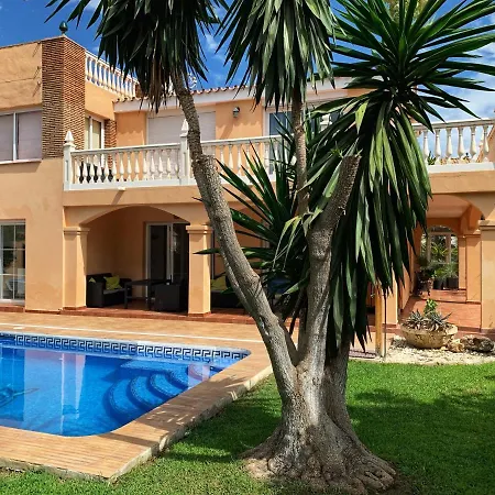 Villa Costanera In