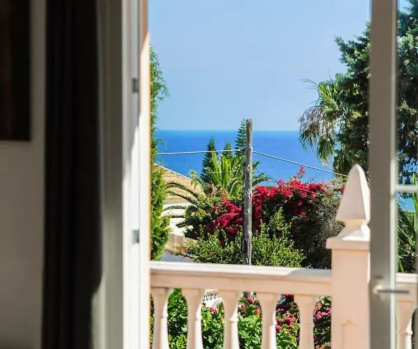 Costanera In Villa Marbellac